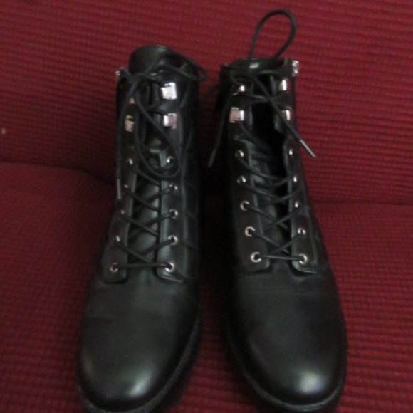Women's Size 8M Michael Kors Combat & Moto Boots - Picture 6 of 16
